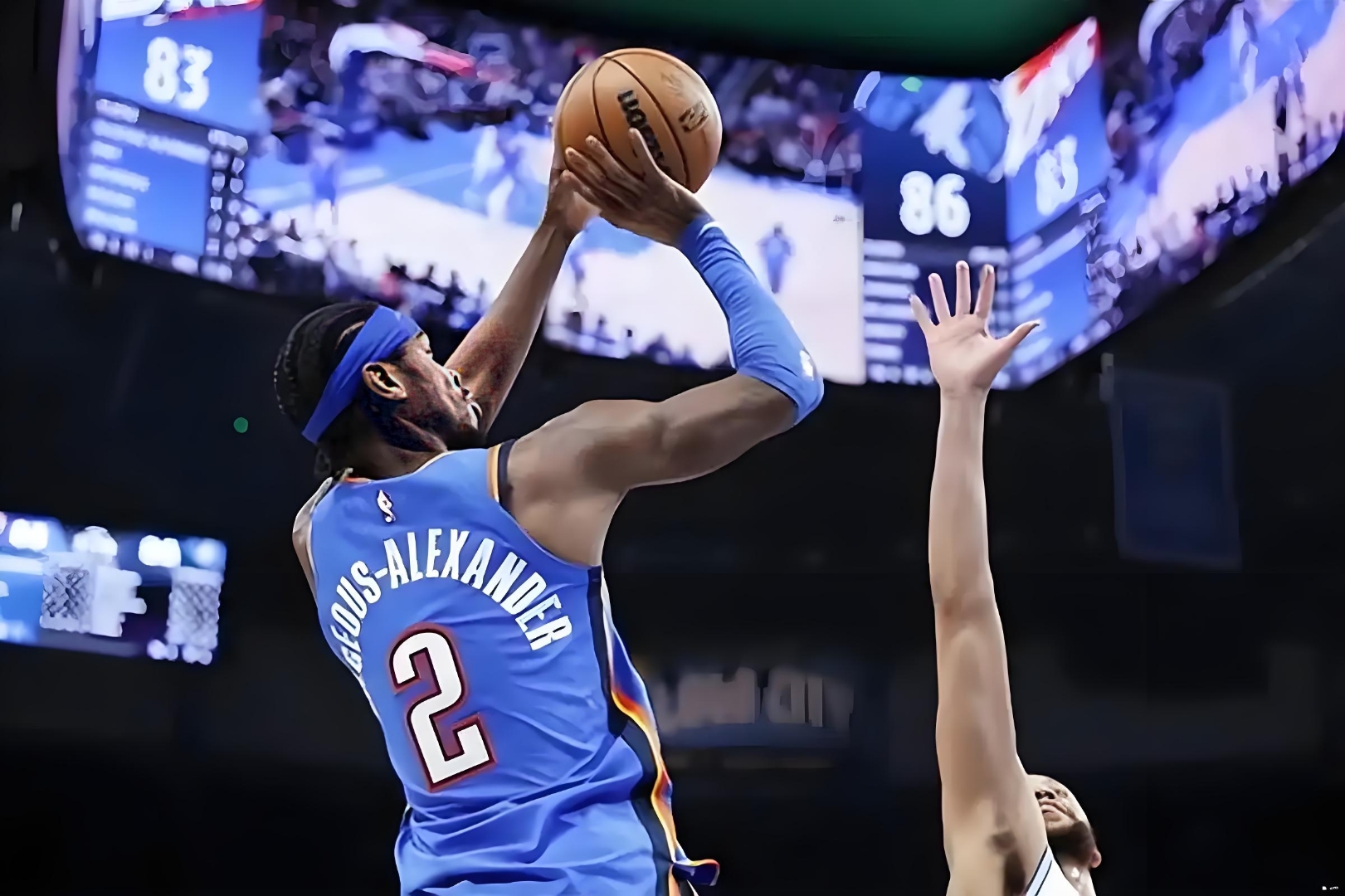 骑士战胜雷霆,新星表现亮眼 骑士战胜雷霆,新星表现亮眼