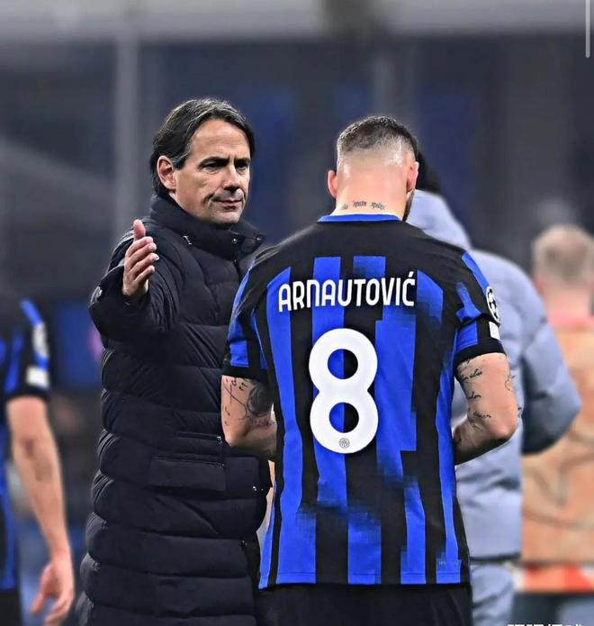 国米抢夺顶级射手!俱乐部高层积极布局冬季转会计划的简单介绍 国米抢夺顶级射手!俱乐部高层积极布局冬季转会计划的简单介绍